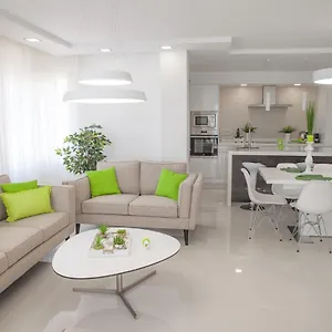 Apartment Puerto Marina, Benalmadena