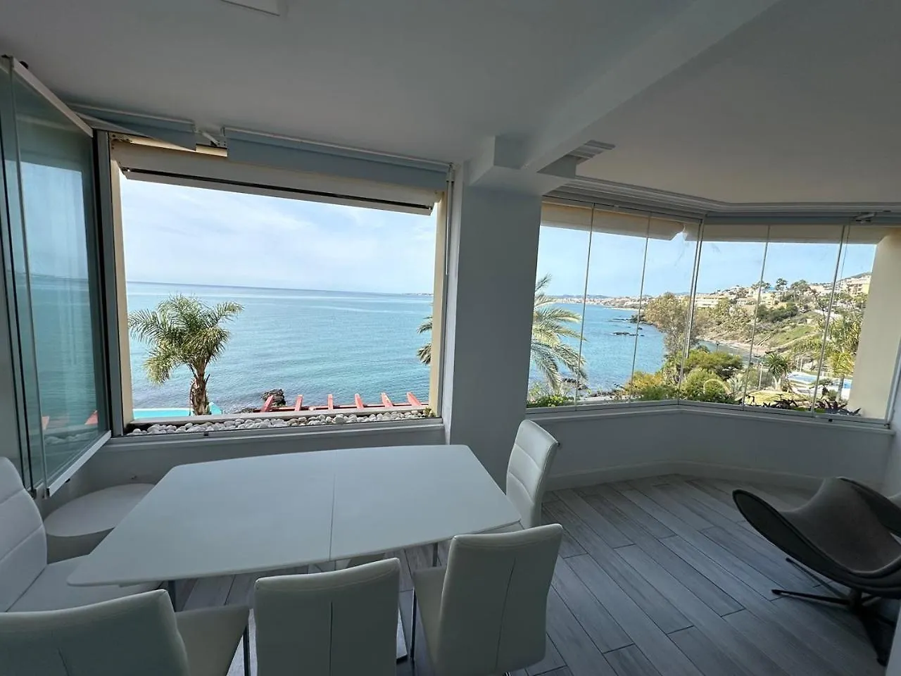 3 Pieces Avec Terrasse Ouverte Vue Mer Benalmadena
