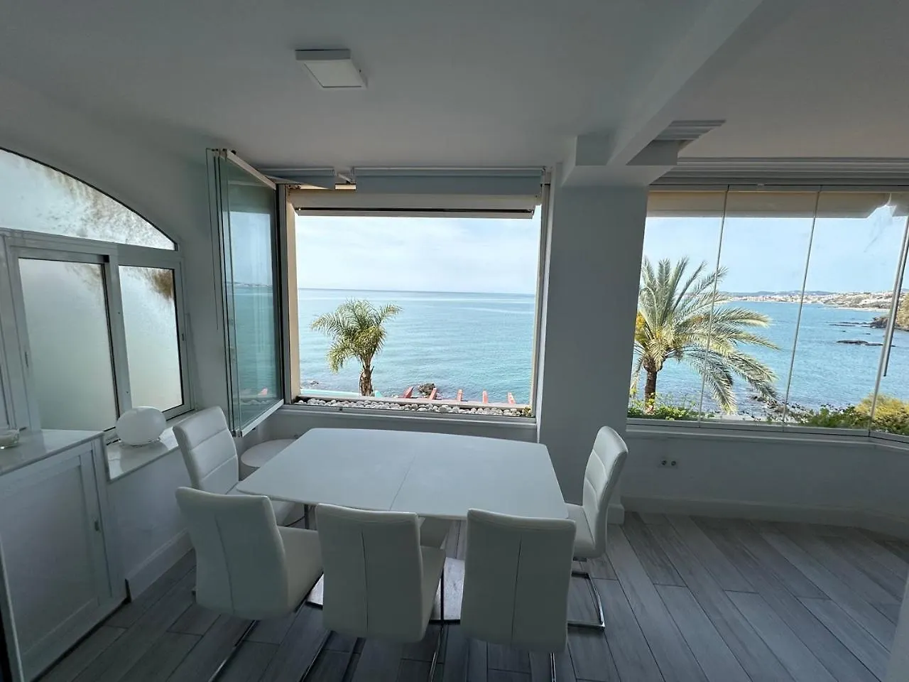 3 Pieces Avec Terrasse Ouverte Vue Mer Benalmadena Apartment